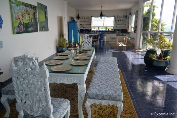 Hotel Costiera Fermiliana Tagaytay